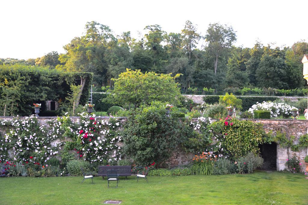 Charmilles des Cordeliers Bed and Breakfast París Exterior foto