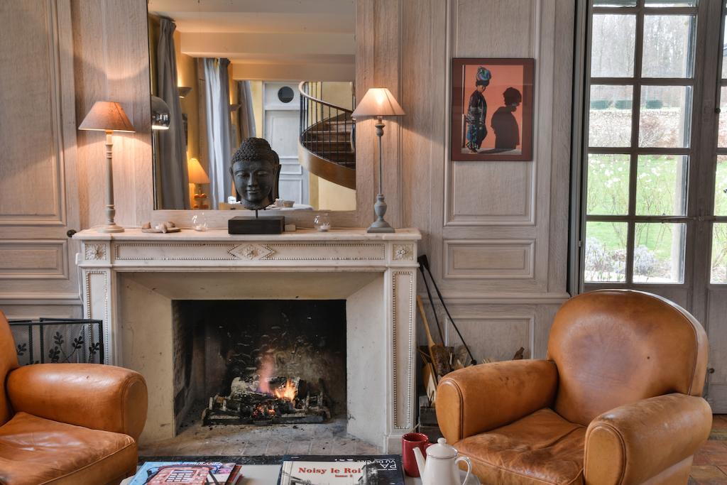 Charmilles des Cordeliers Bed and Breakfast París Exterior foto