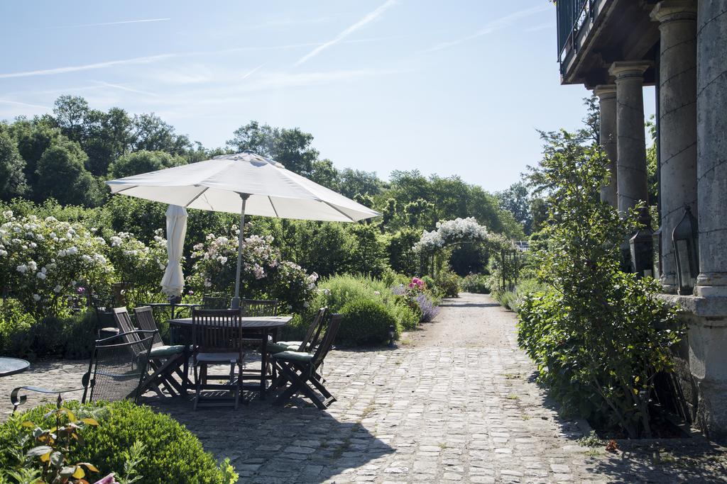 Charmilles des Cordeliers Bed and Breakfast París Exterior foto
